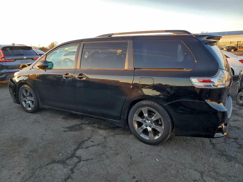 Photo 2 from auction – 2012 TOYOTA SIENNA SPO with VIN 5TDXK3DC8CS216761