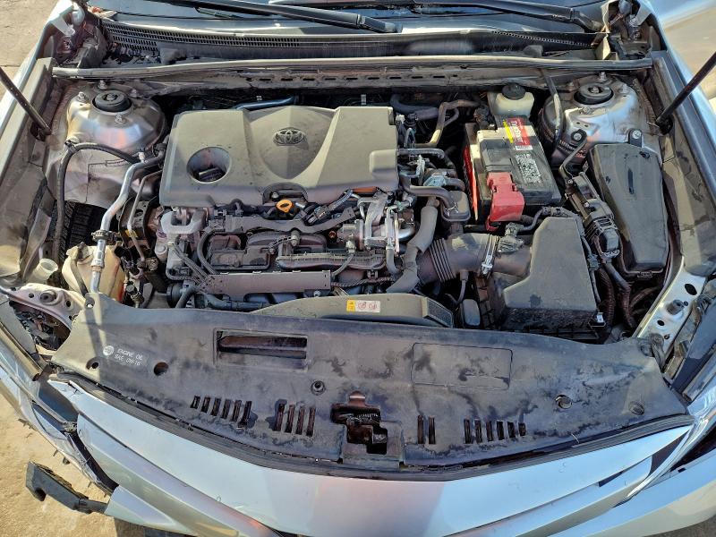 Photo 11 from auction – 2018 TOYOTA CAMRY L with VIN 4T1B11HK2JU075029