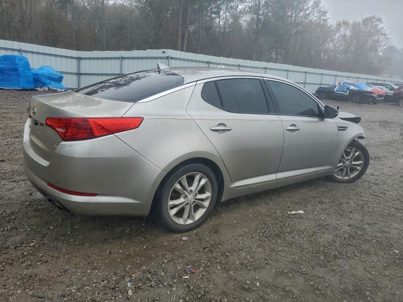 Photo 3 from auction – 2012 KIA OPTIMA LX with VIN 5XXGM4A72CG020212