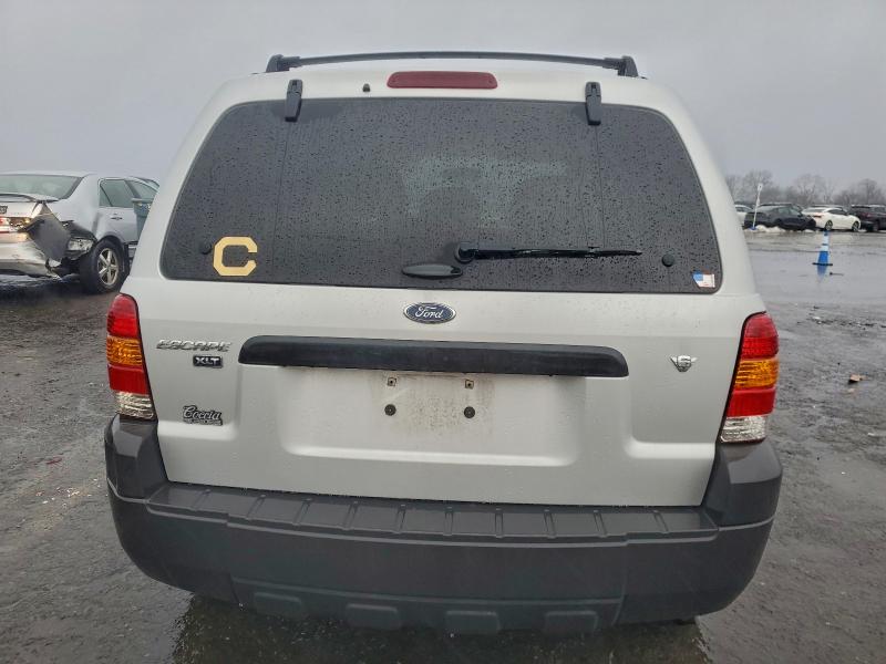 Photo 6 from auction – 2007 FORD ESCAPE XLT with VIN 1FMCU93127KA77456