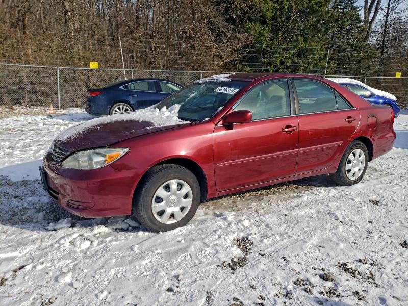 TOYOTA CAMRY LE 2004 with VIN 4T1BE32K74U348933 - Photo from auction