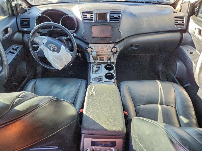 Photo 8 from auction – 2010 TOYOTA HIGHLANDER with VIN 5TDJK3EH5AS015672