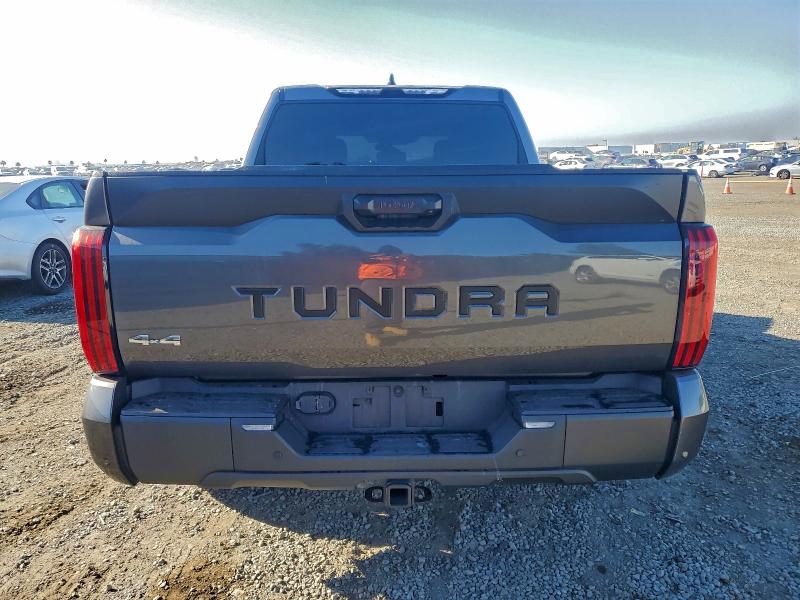 Photo 6 from auction – 2024 TOYOTA TUNDRA with VIN 5TFLA5DB0RX199459