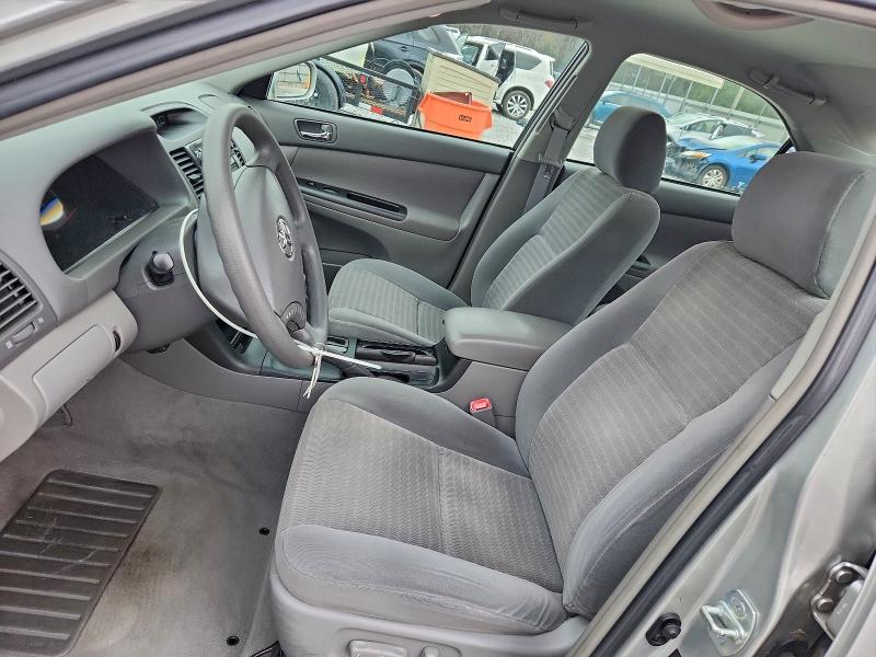 Photo 7 from auction – 2005 TOYOTA CAMRY with VIN 4T1BE32K85U623954