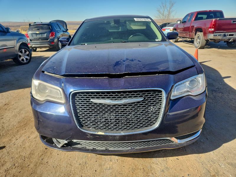 Photo 5 from auction – 2015 CHRYSLER 300 LIMITE with VIN 2C3CCAAG2FH931629