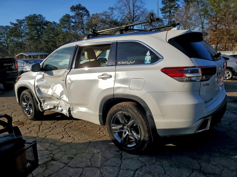 Photo 2 from auction – 2017 TOYOTA HIGHLANDER with VIN 5TDDGRFH9HS027429