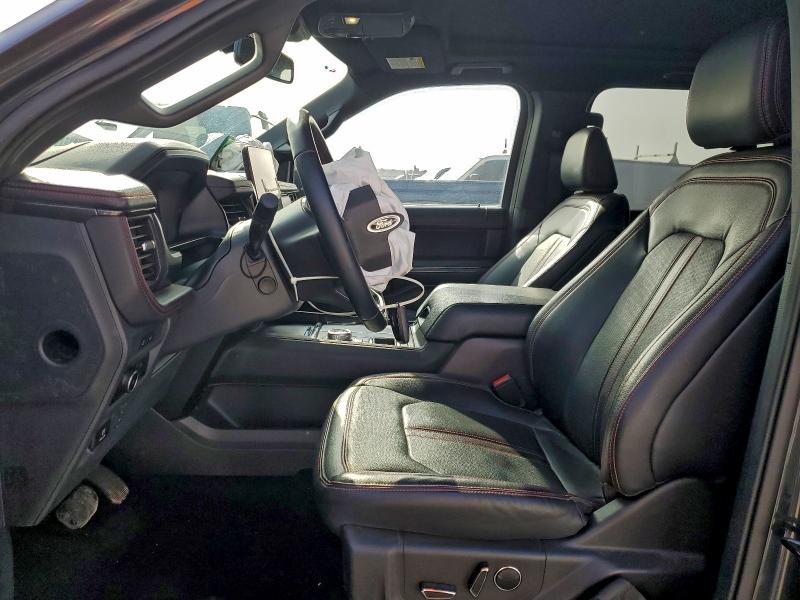 Photo 7 from auction – 2023 FORD EXPEDITION with VIN 1FMJU1K8XPEA36112