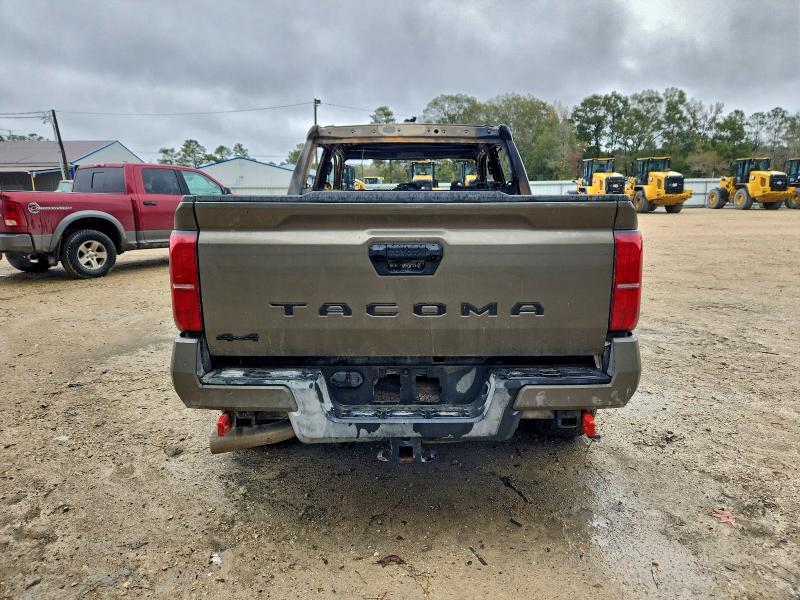 Photo 6 from auction – 2025 TOYOTA TACOMA DOU with VIN 3TMLB5JN0SM145585
