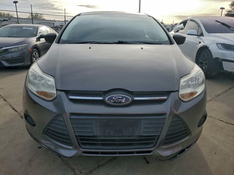 Photo 5 from auction – 2013 FORD FOCUS S with VIN 1FADP3E27DL116556