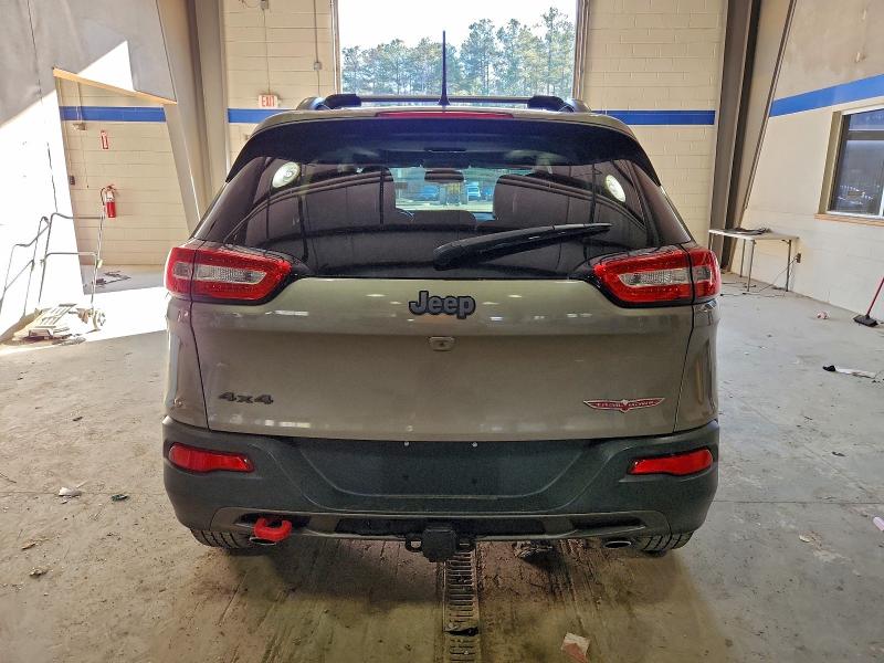 Photo 6 from auction – 2017 JEEP CHEROKEE T with VIN 1C4PJMBS0HW564449