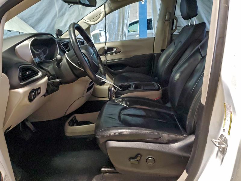 Фото 7 с аукциона – 2020 CHRYSLER PACIFICA T с VIN 2C4RC1BG4LR272690