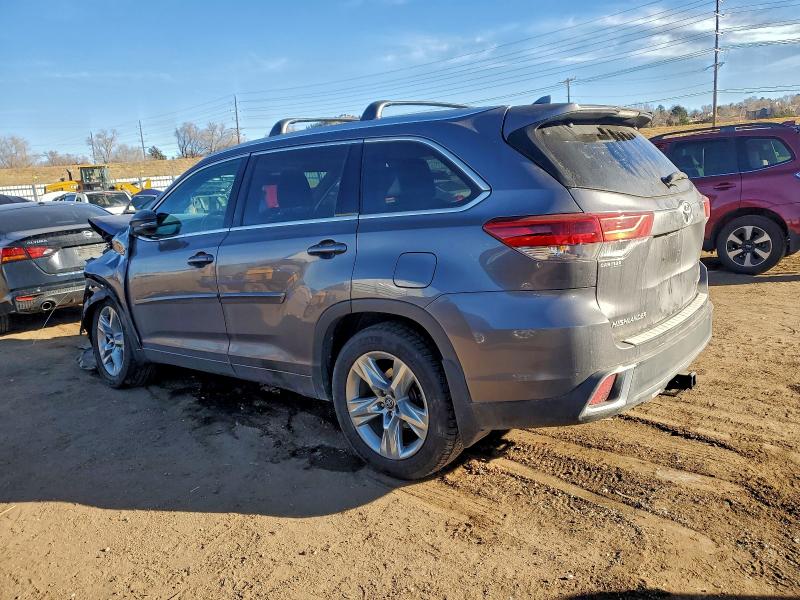 Photo 2 from auction – 2019 TOYOTA HIGHLANDER with VIN 5TDDZRFH2KS718173