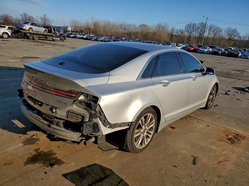 Photo 3 from auction – 2015 LINCOLN MKZ with VIN 3LN6L2G94FR621232