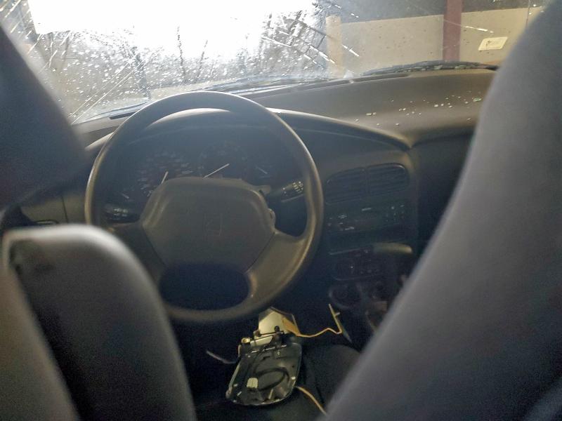 Photo 9 from auction – 2002 SATURN SL2 with VIN 1G8ZK52722Z233329