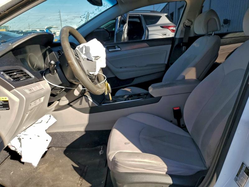 Photo 7 from auction – 2016 HYUNDAI SONATA SPO with VIN 5NPE34AF5GH405355