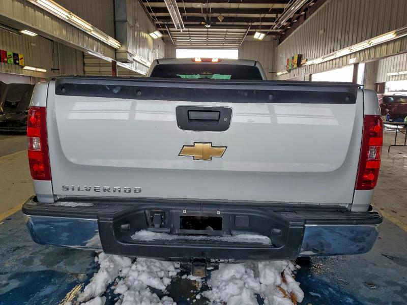 Фото 6 с аукциона – 2011 CHEVROLET SILVERADO с VIN 1GCNKPEX2BZ342899