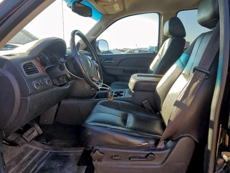 Photo 7 from auction – 2013 CHEVROLET AVALANCHE with VIN 3GNTKFE73DG287794