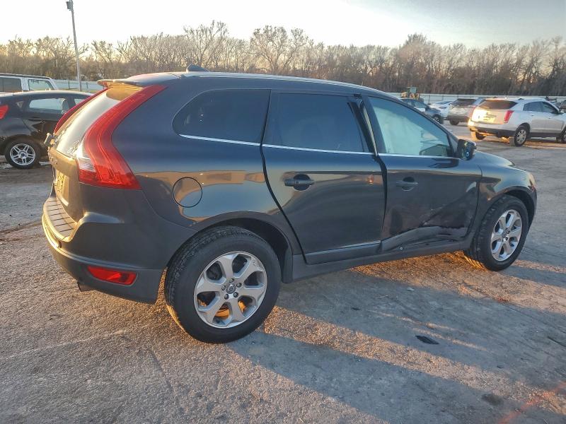 Photo 3 from auction – 2011 VOLVO XC60 3.2 with VIN YV4940DL6B2224961