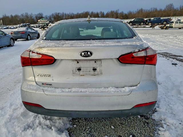 Photo 6 from auction – 2014 KIA FORTE LX with VIN KNAFX4A68E5148873