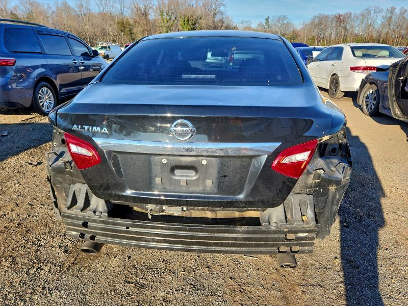 Photo 6 from auction – 2017 NISSAN ALTIMA 2.5 with VIN 1N4AL3AP1HC124674
