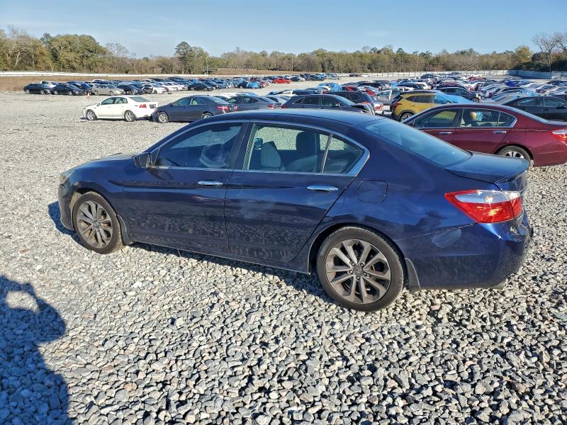 Photo 2 from auction – 2015 HONDA ACCORD SPO with VIN 1HGCR2F52FA191569