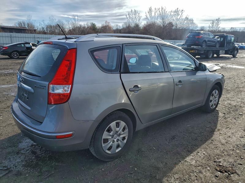 Photo 3 from auction – 2011 HYUNDAI ELANTRA TO with VIN KMHDC8AE1BU095905