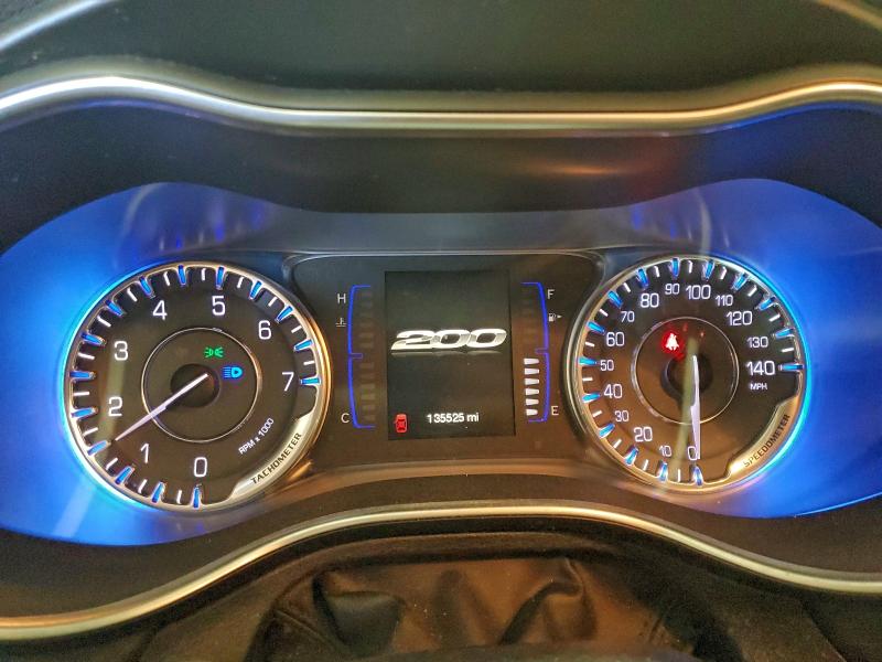 Photo 9 from auction – 2015 CHRYSLER 200 LIMITE with VIN 1C3CCCAB7FN637618