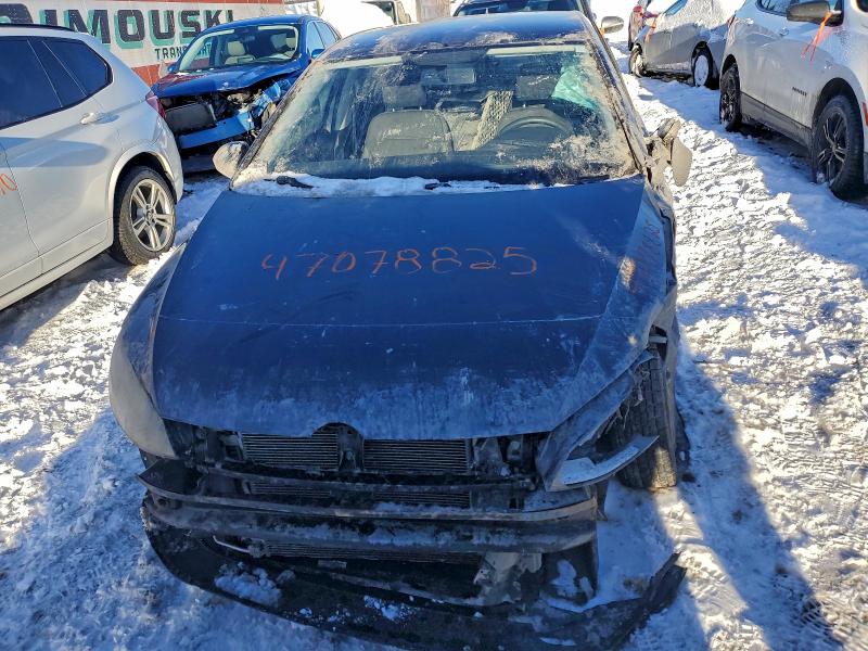 Photo 5 from auction – 2017 VOLKSWAGEN GOLF with VIN 3VW217AU9HM009396