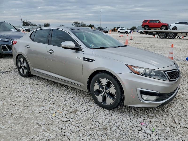 Photo 4 from auction – 2013 KIA OPTIMA HYB with VIN KNAGM4AD3D5039845