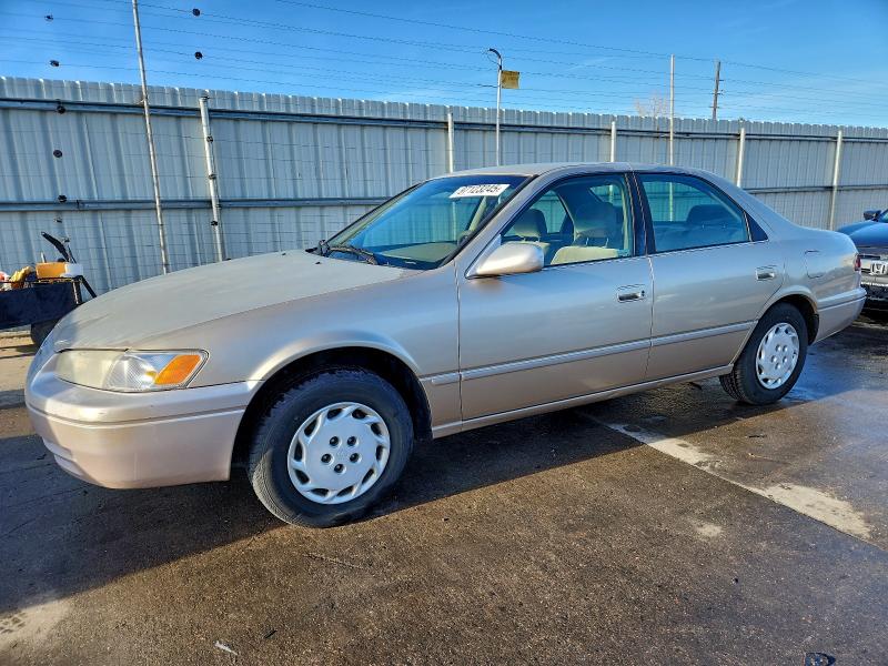 TOYOTA CAMRY 1997 with VIN JT2BG22K0V0083864 - Photo from auction
