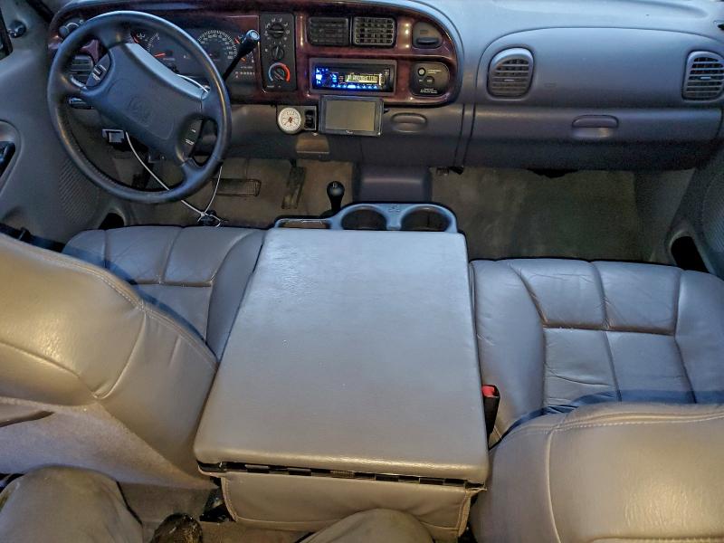 Photo 8 from auction – 1998 DODGE RAM 2500 with VIN 1B7KF23W2WJ229396