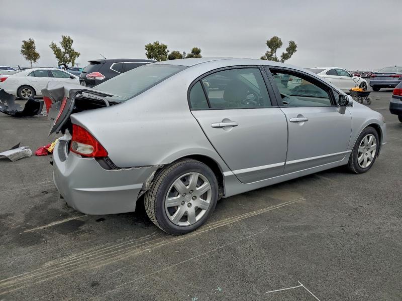 Photo 3 from auction – 2009 HONDA CIVIC LX with VIN 19XFA16569E049529