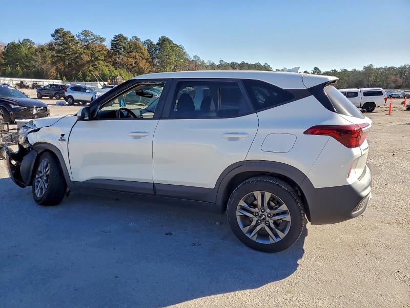Photo 2 from auction – 2021 KIA SELTOS LX with VIN KNDEPCAA9M7047809