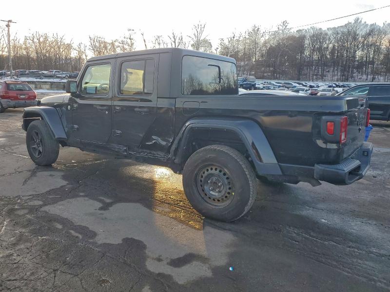 Photo 2 from auction – 2021 JEEP GLADIATOR with VIN 1C6JJTAG4ML579648