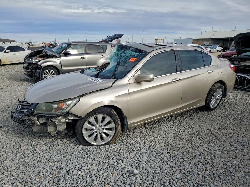 Photo 1 from auction – 2015 HONDA ACCORD EXL with VIN 1HGCR2F82FA254261