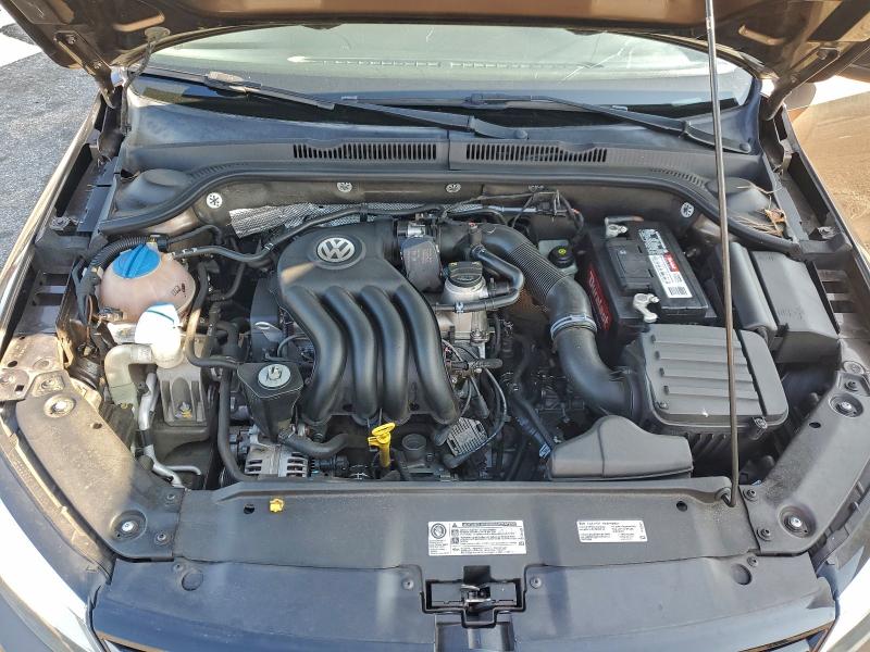 Photo 11 from auction – 2014 VOLKSWAGEN JETTA BASE with VIN 3VW2K7AJ1EM333148