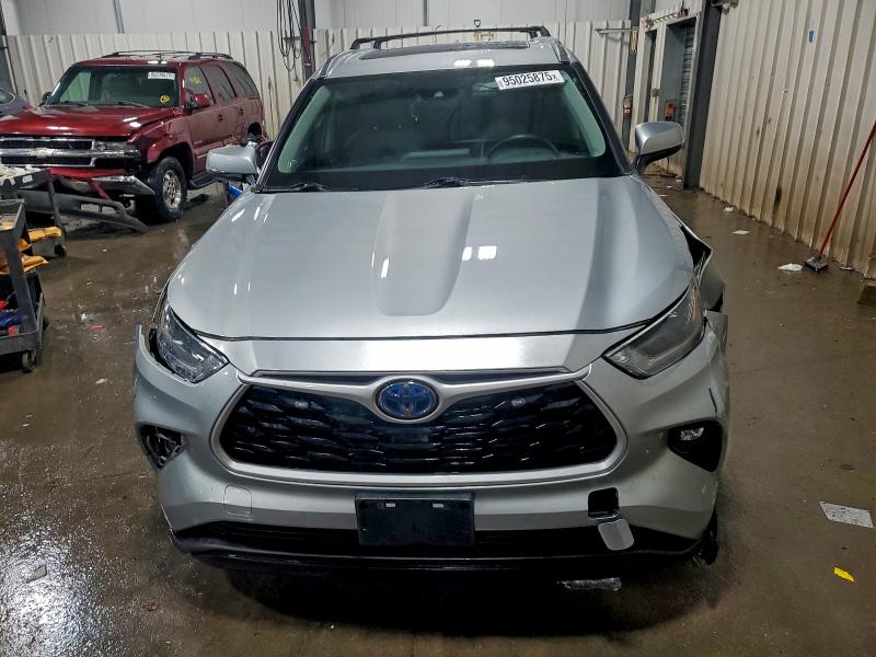 Photo 5 from auction – 2021 TOYOTA HIGHLANDER with VIN 5TDGBRCH5MS531003