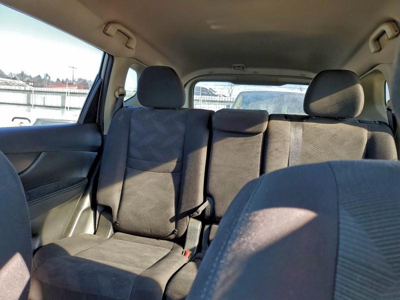 Photo 10 from auction – 2016 NISSAN ROGUE S with VIN KNMAT2MV1GP672020