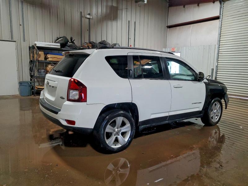 Photo 3 from auction – 2016 JEEP COMPASS LA with VIN 1C4NJCEA7GD640750