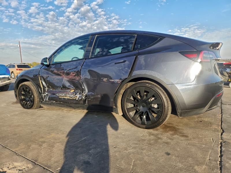 Photo 2 from auction – 2020 TESLA MODEL Y with VIN 5YJYGDEF7LF002370