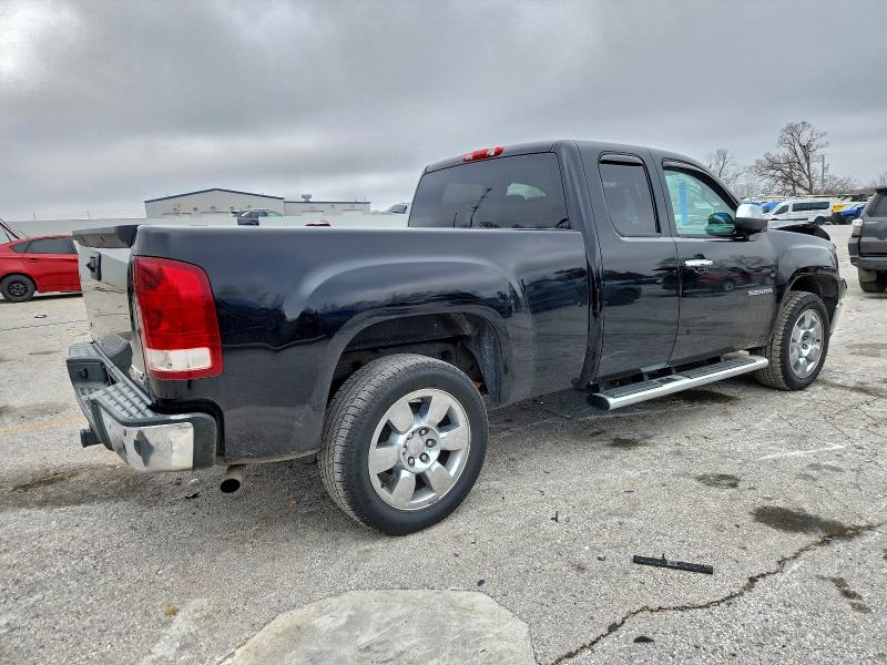 Photo 3 from auction – 2011 GMC SIERRA C15 with VIN 1GTR1VE09BZ159351