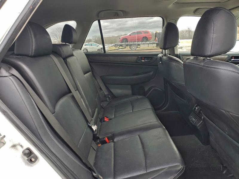 Photo 11 from auction – 2018 SUBARU OUTBACK 2. with VIN 4S4BSANC7J3325753