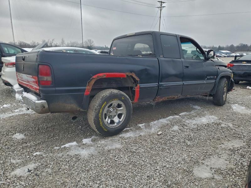 Photo 3 from auction – 1999 DODGE RAM 1500 with VIN 3B7HC12Y1XG166620
