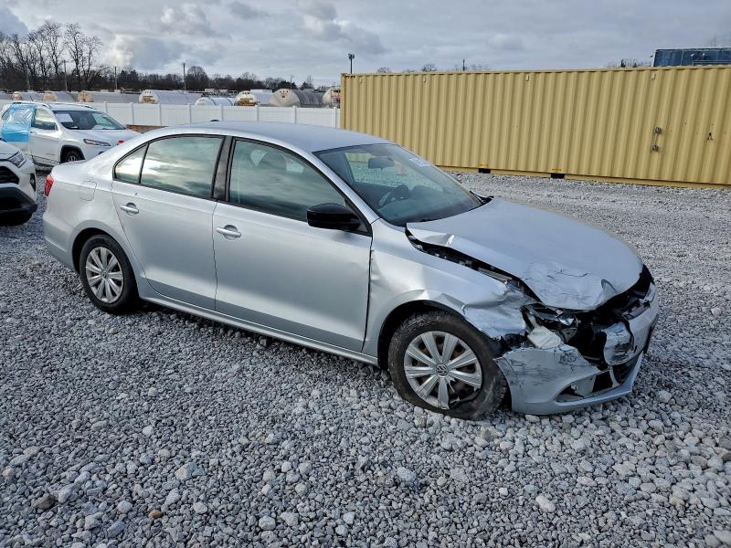 Photo 4 from auction – 2013 VOLKSWAGEN JETTA BASE with VIN 3VW2K7AJ7DM268997