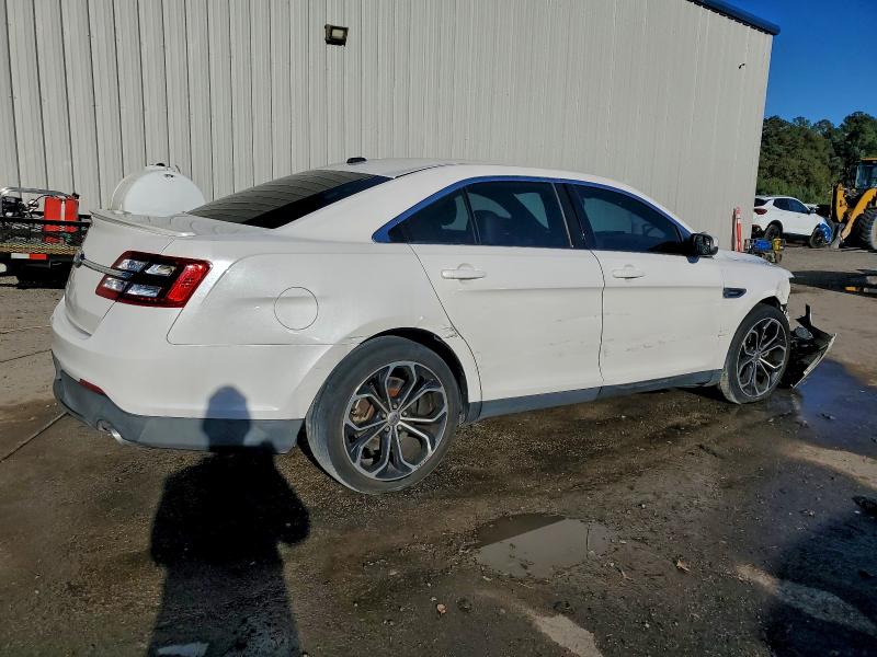 Photo 3 from auction – 2014 FORD TAURUS SEL with VIN 1FAHP2E81EG132858