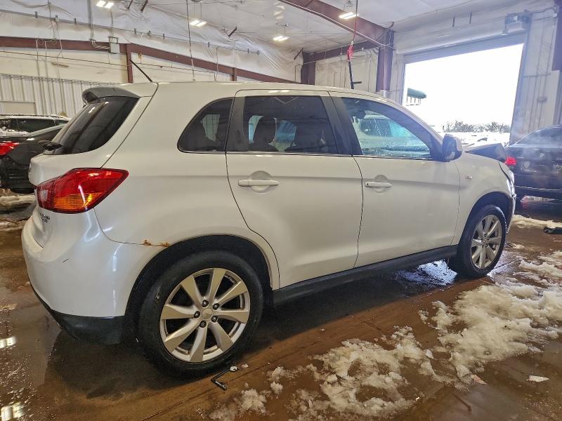 Photo 3 from auction – 2014 MITSUBISHI OUTLANDER with VIN 4A4AR4AU6EE032909