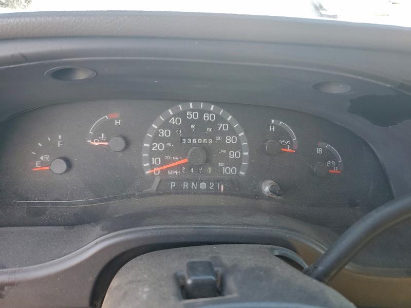 Photo 9 from auction – 2003 FORD ECONOLINE with VIN 1FTRE14273HA00416