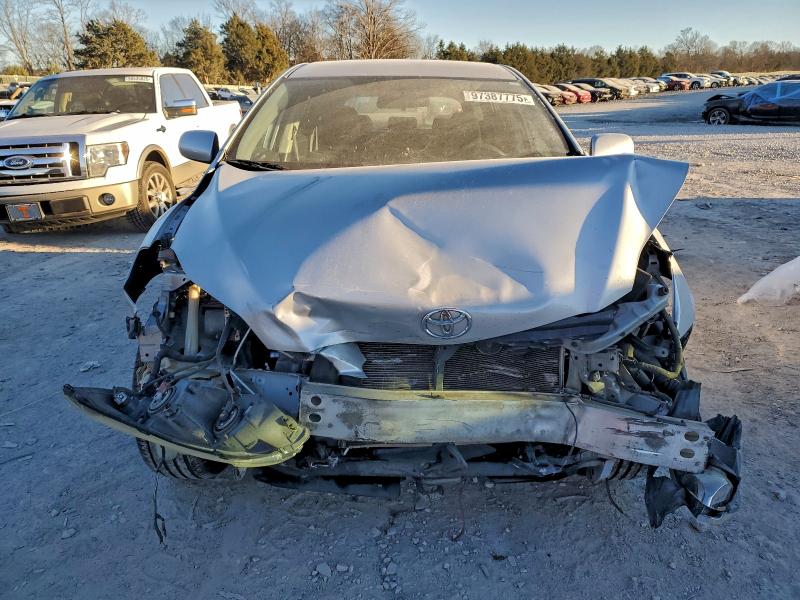 Photo 5 from auction – 2010 TOYOTA MATRIX with VIN 2T1ME4EE2AC006016