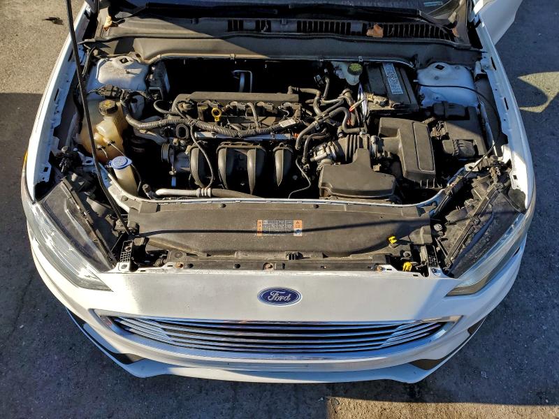 Photo 11 from auction – 2019 FORD FUSION S with VIN 3FA6P0G70KR280987