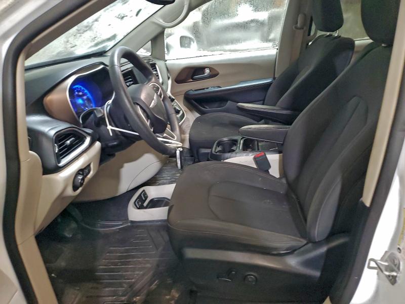 Photo 7 from auction – 2018 CHRYSLER PACIFICA T with VIN 2C4RC1FG8JR271422